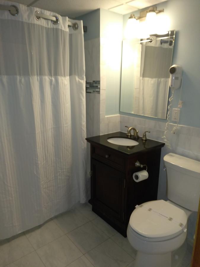 Sea Crest Inn Кеп-Мей Екстер'єр фото